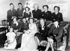 Debreiul-Wedding-photo-front-1945